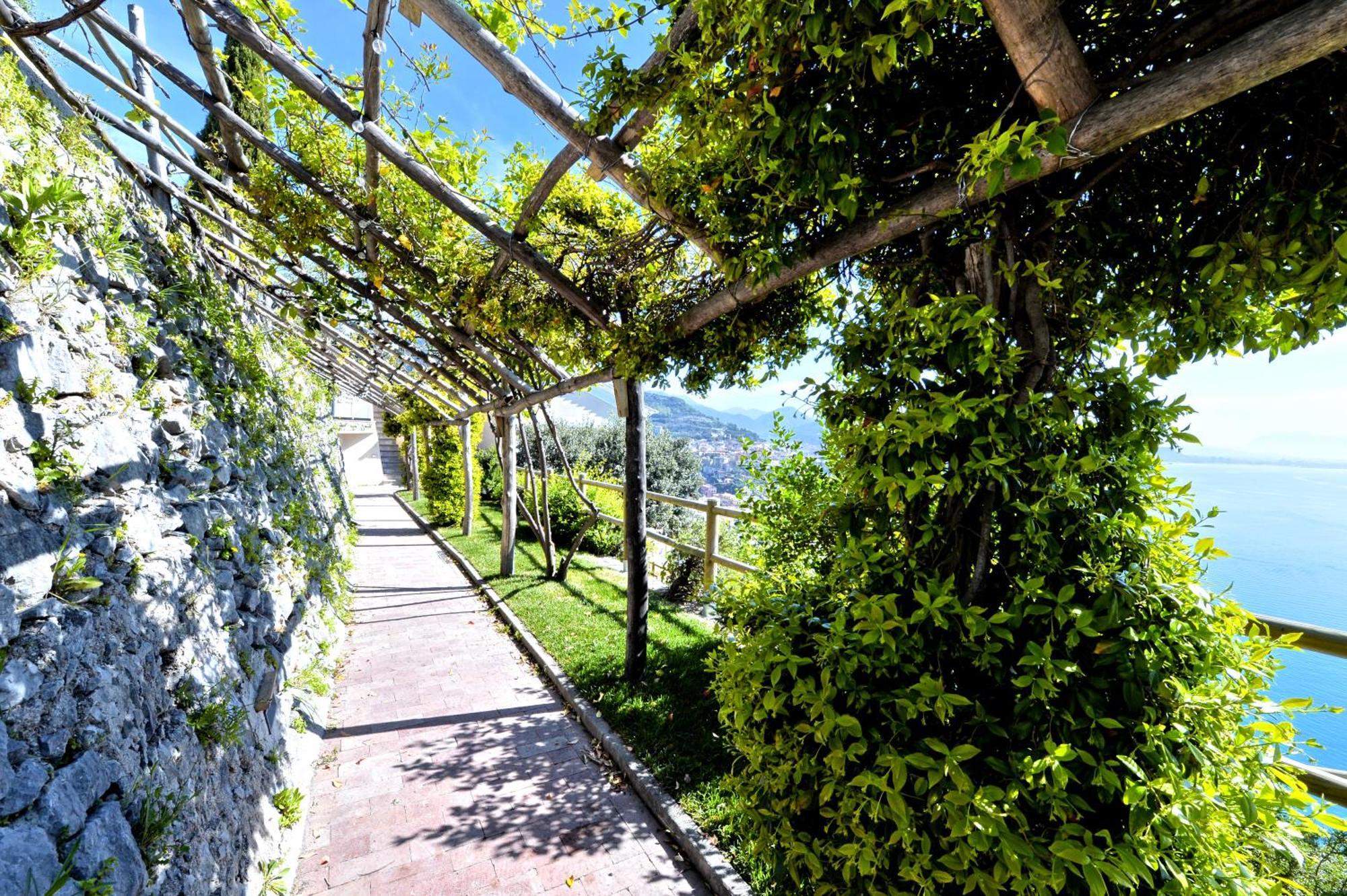In Costa Relais & Luxury Suites Vietri Ngoại thất bức ảnh