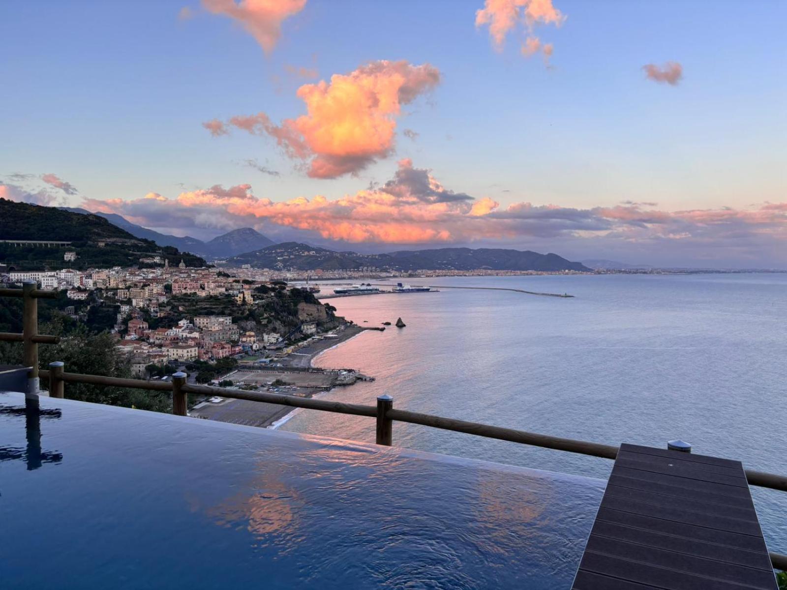 In Costa Relais & Luxury Suites Vietri Ngoại thất bức ảnh